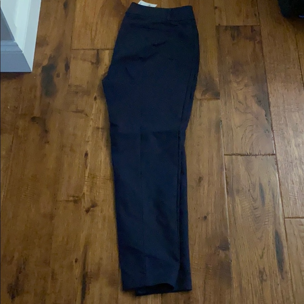 NWT Loft Julia Navy size 10